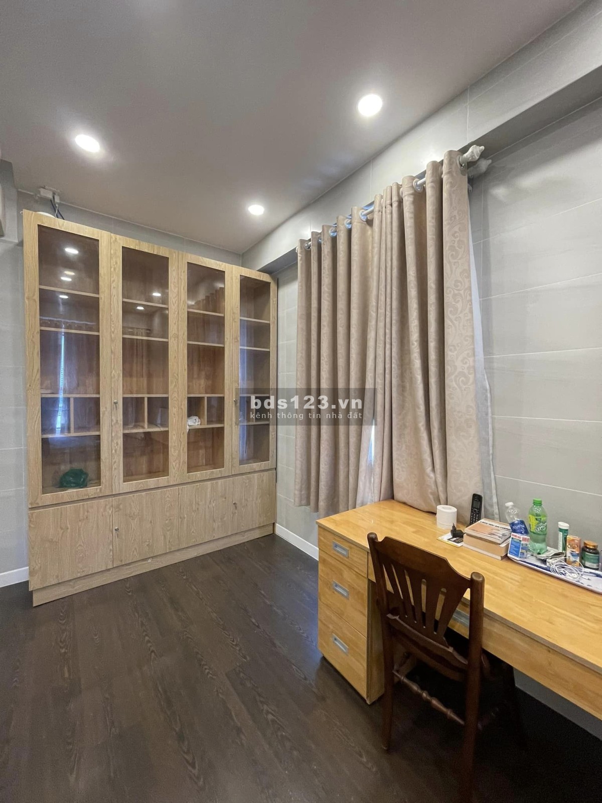 Cần bán gấp căn hộ 3PN DT 109m2 tại The Sun Avenue