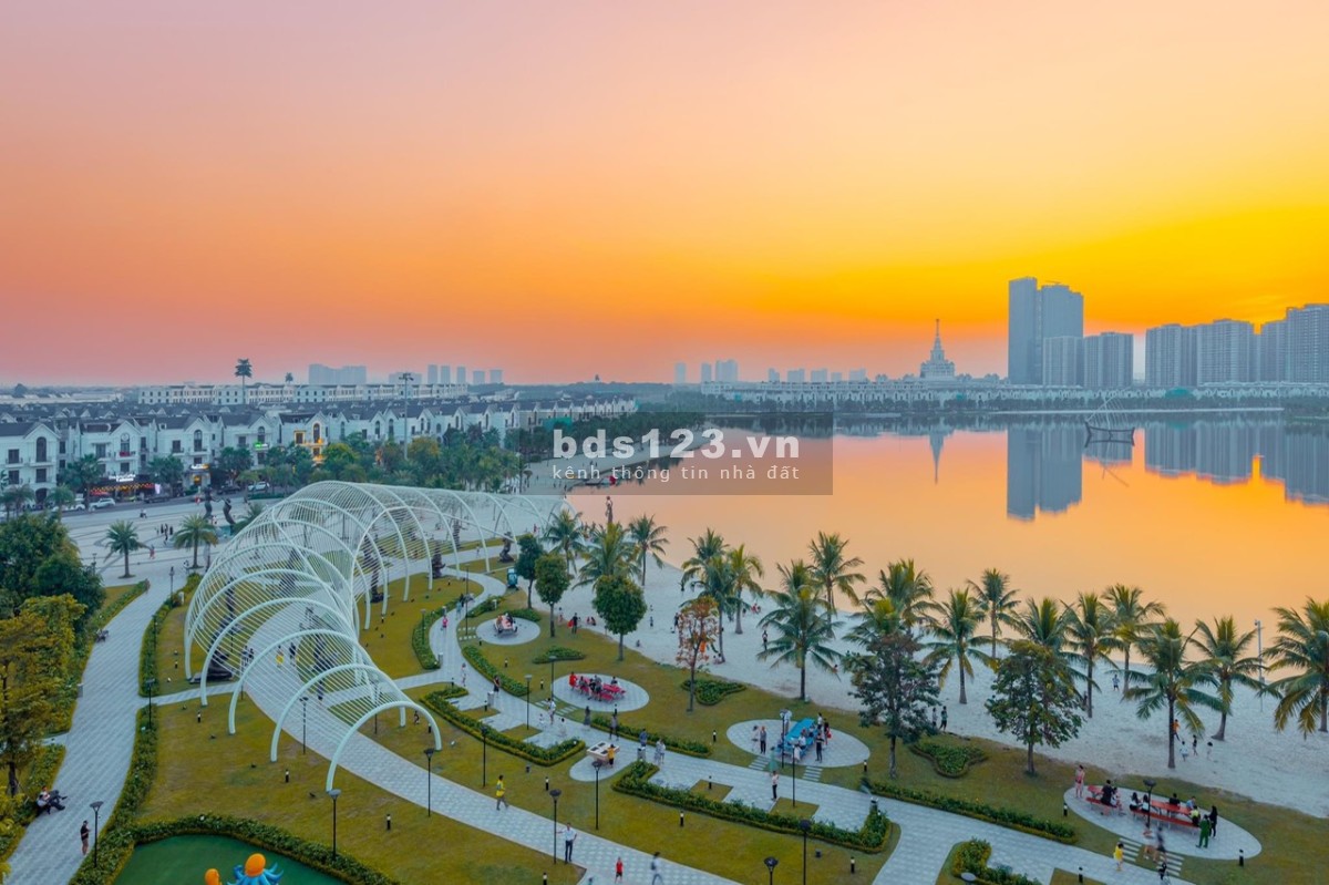 Có 102 căn 2N1VS 60m2 giá chỉ 1,570 triệu (Tặng đồ) vị trí tầng cao tại Vinhomes Ocen Park