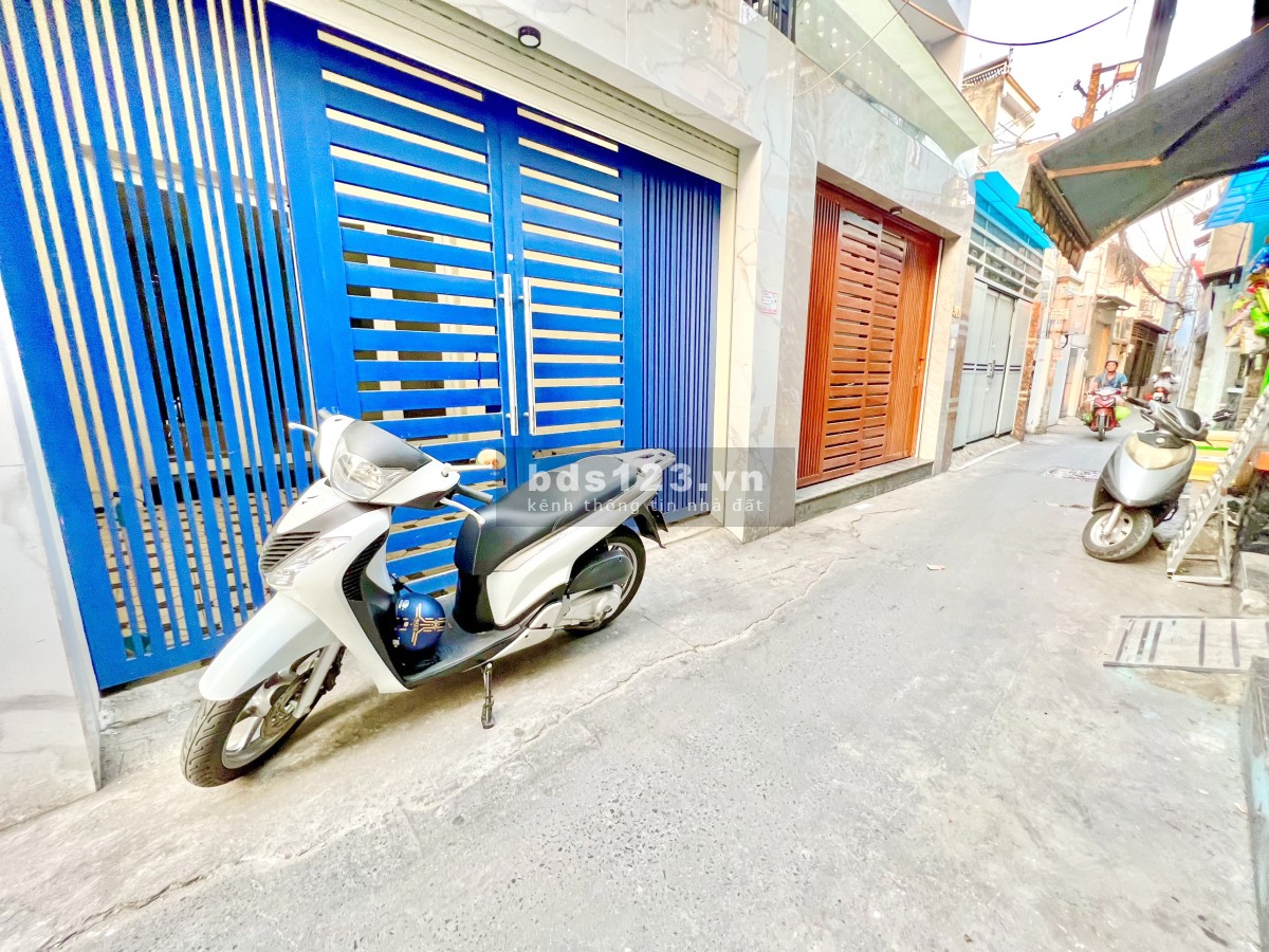 Bán nhà đẹp như tranh 77m² nở hậu hẻm 54/10 Lê Văn Lương Quận 7