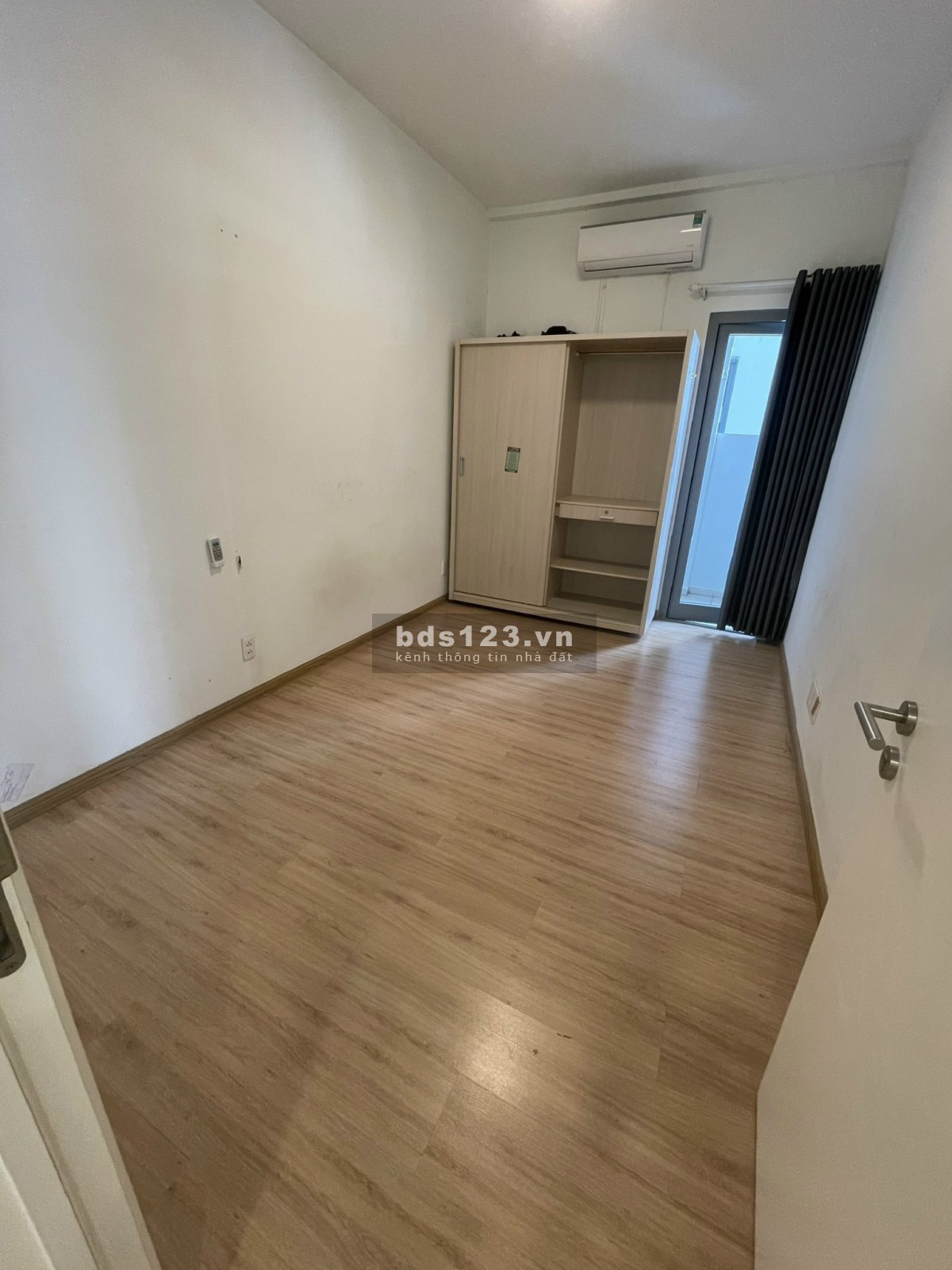 Bán căn hộ Hausneo 1PN 47m2 view hồ bơi mát mẻ, có sổ hồng chỉ 1.9 tỷ