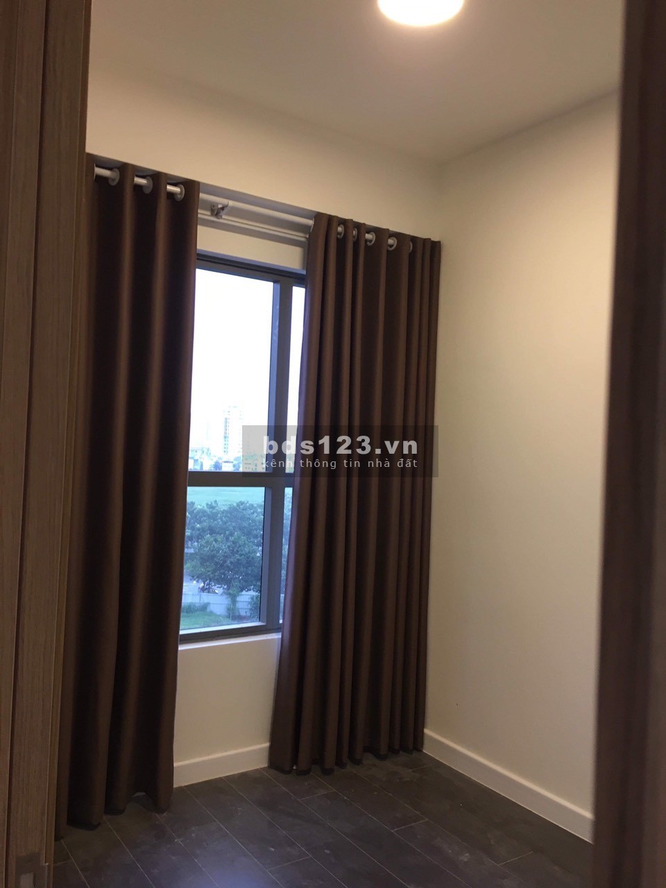 Thuê căn 3 phòng ngủ The Sun Avenue nội thất cơ bản giá 16 triệu 86m2 nhà đẹp
