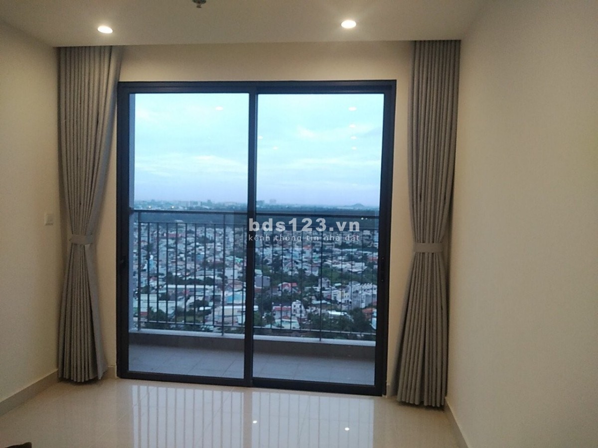 Bán căn hộ Vinhomes Grand Park loại 2PN giá chỉ 2,1 tỷ vay ngân hàng 70%