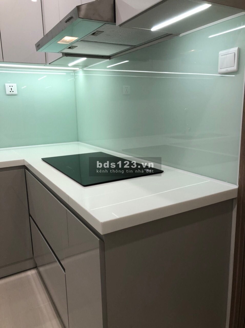 Bán căn hộ Vinhomes Grand Park loại 2PN giá chỉ 2,1 tỷ vay ngân hàng 70%