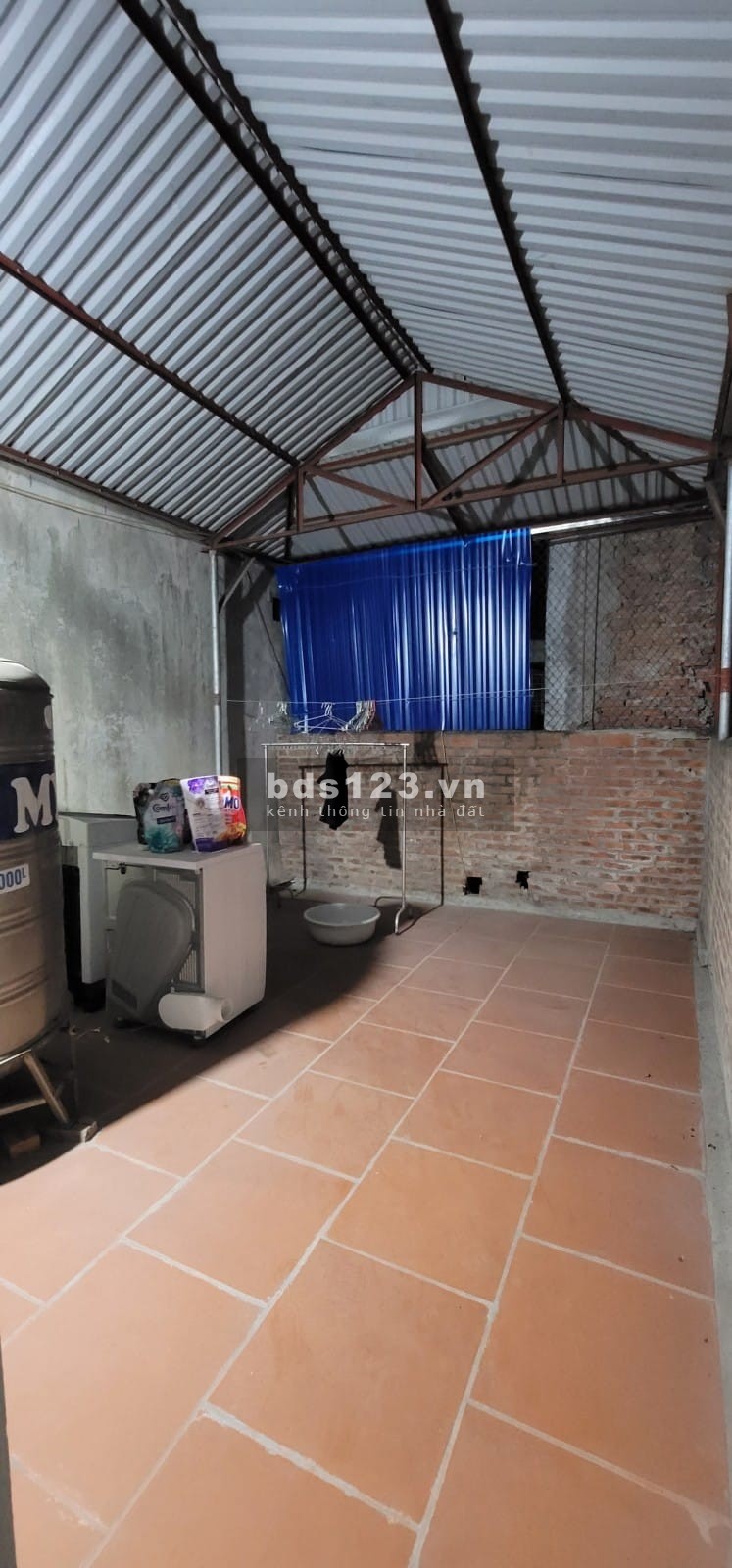 Cần bán nhà ở 184 đê Trần Khát Chân, 55m2, 4 tầng, 5 tỷ sổ đỏ nở hậu