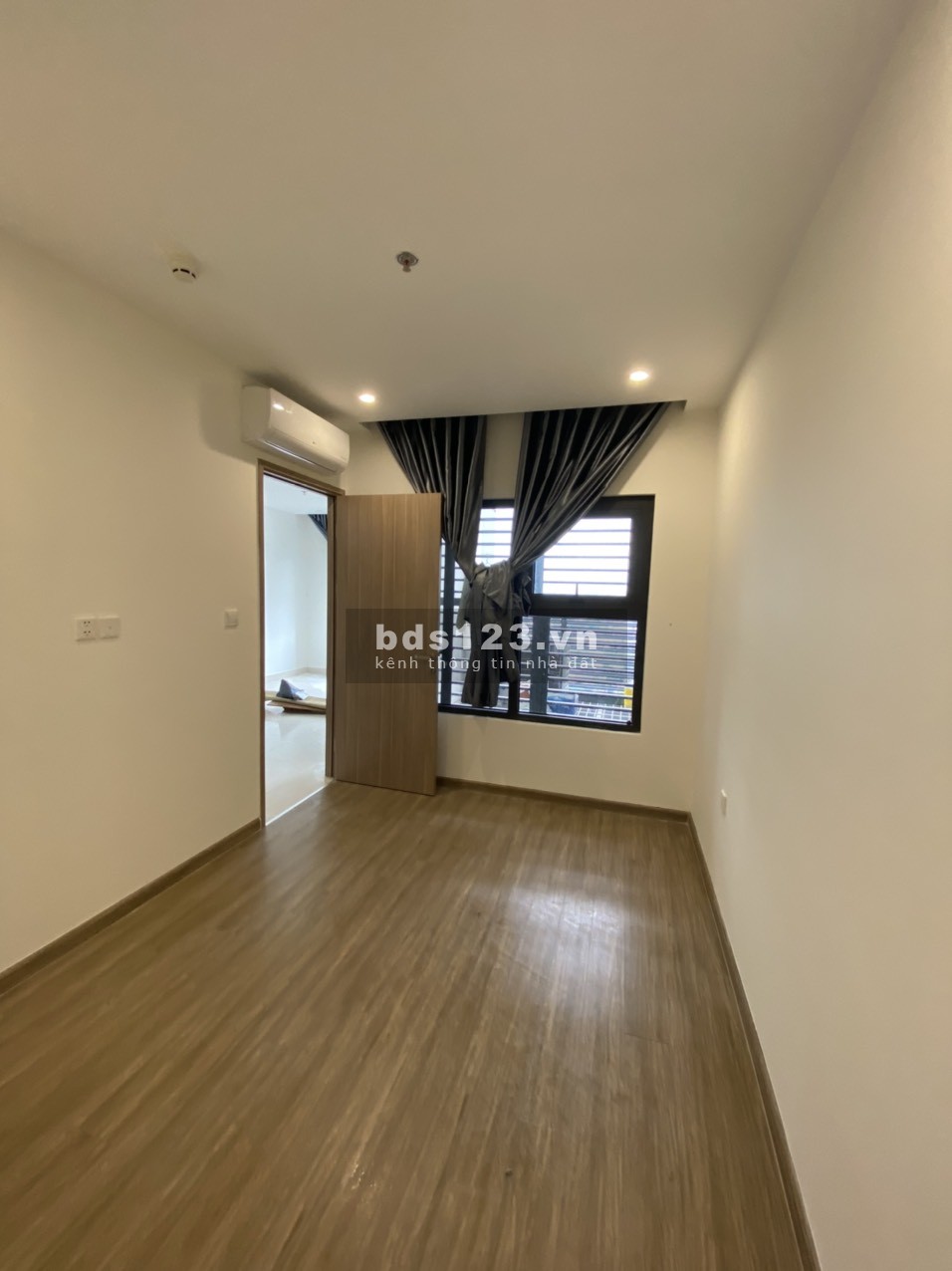 Cho thuê căn 2PN 2WC bếp rèm 67m² chỉ 7,5 triệu tại Vinhomes Quận 9