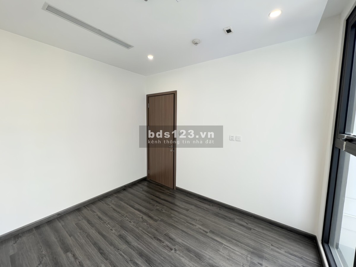 Bán gấp căn hộ cao cấp Tonkin 1 - 2n2wc tại Vinhomes Smartcity chỉ 50tr/m2