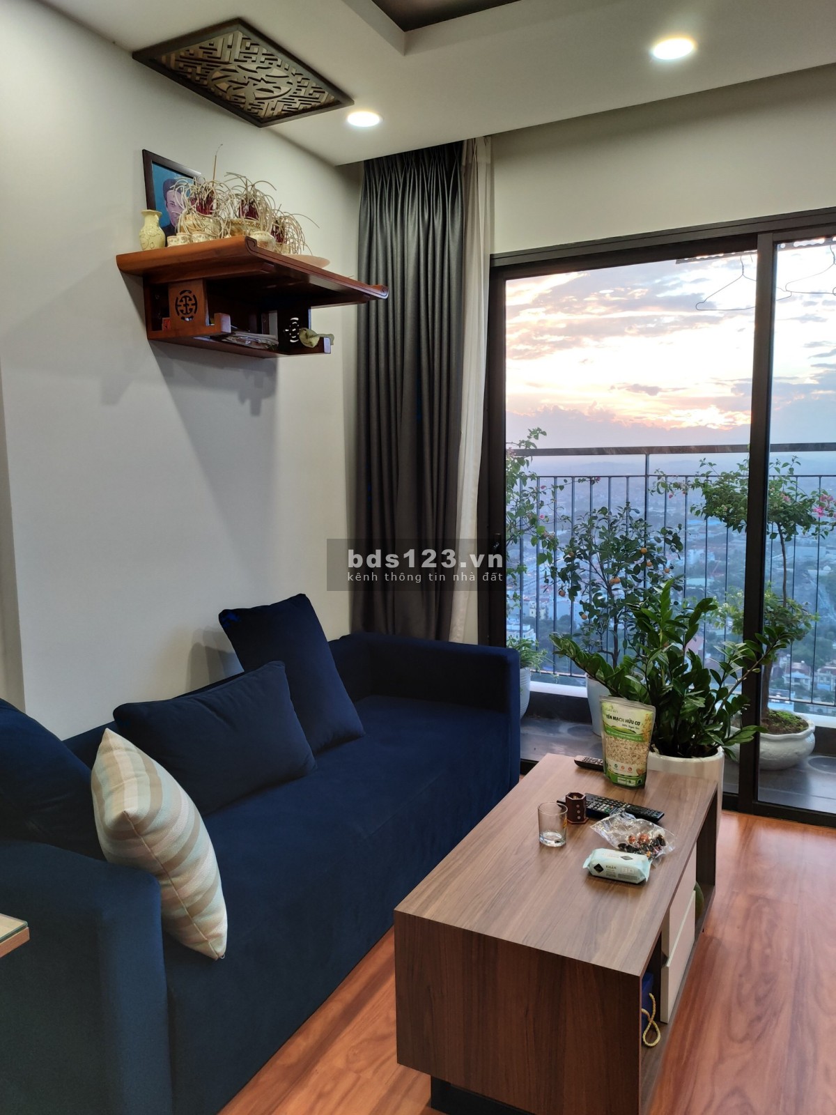 Nhỉnh 3 tỷ có ngay căn 3 ngủ full đồ tại Imperia Vinhomes Smartcity