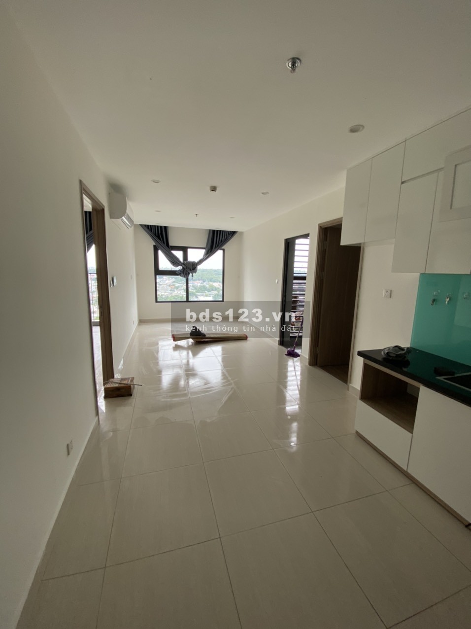 Cho thuê căn 2PN 2WC bếp rèm 67m² chỉ 7,5 triệu tại Vinhomes Quận 9