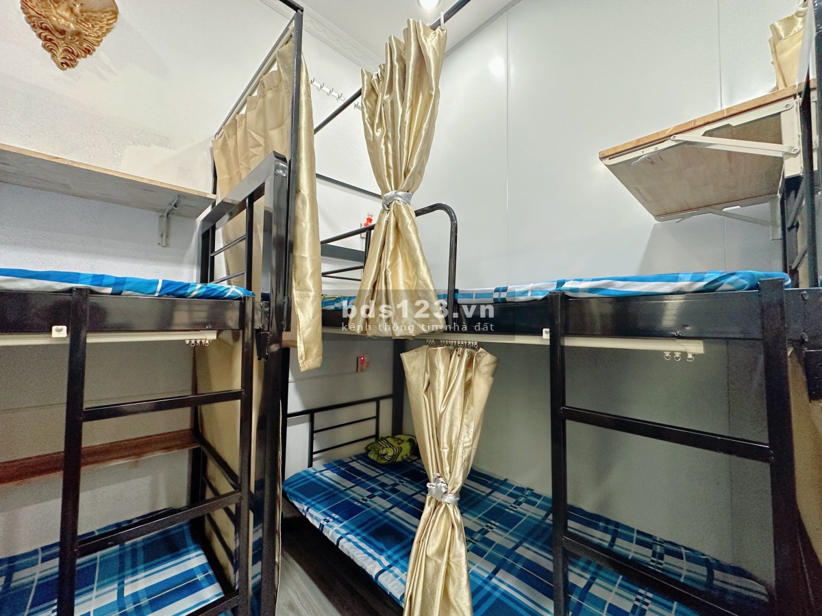 Cho thuê ký túc xá tư nhân giá rẻ bao mọi chi phí nằm trong biệt thự mini thoáng mát gần sân bay