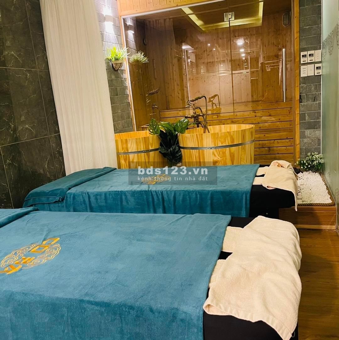 Hot !!! Mặt tiền KD siêu đẹp số 225 Bàu Cát, Phường 14, Tân Bình - Diện tích 140m2