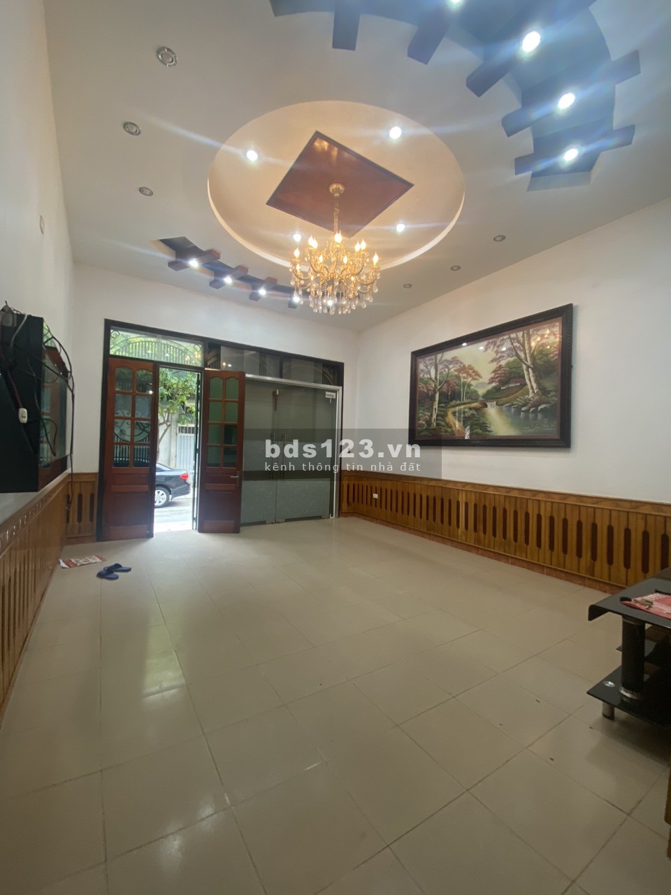 Cho thuê nhà gần bệnh viện đa khoa tỉnh, phường Liên Bảo. Diện tích 100m2