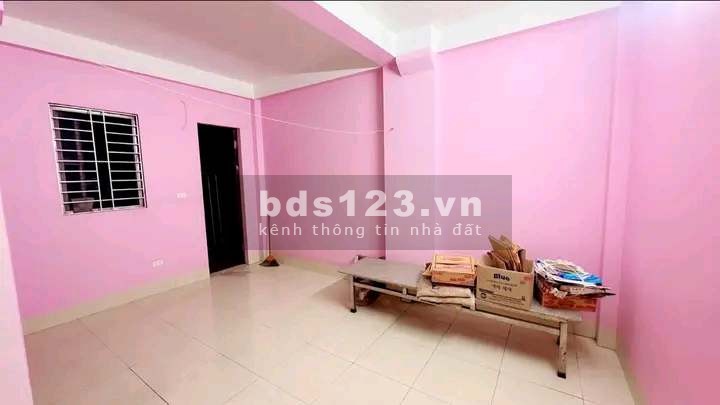 Thạch Bán, nhà đẹp dân xây 52m giá 4.8 tỷ, ngõ thẳng đẹp, nông, khu vực hót