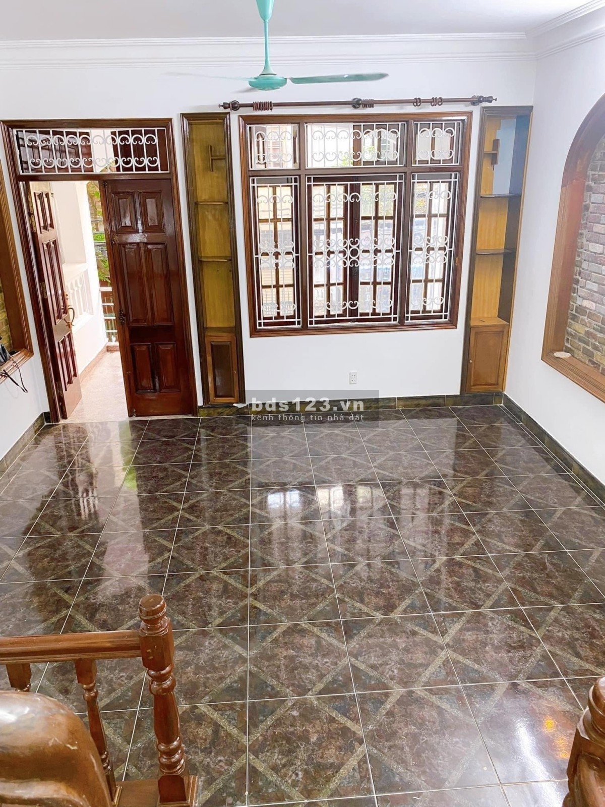 Bán nhà Siêu Phẩm Cầu Giấy -Tây Hồ, Gara, Ô TÔ tránh, diện tích 51mx5 tầng
