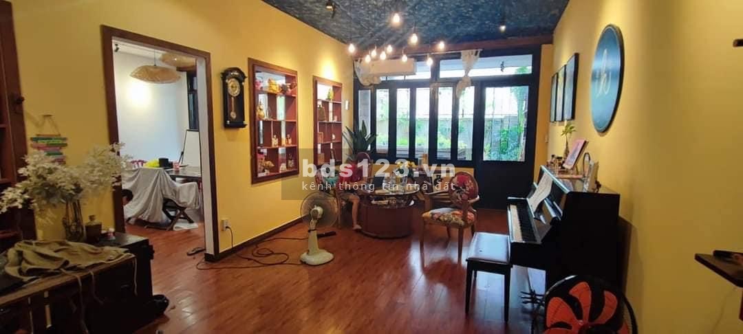 18tỷ có ngay 150m2 mặt tiền Hai Bà Trưng, Q1, ngang 9.1m, bank định giá 15tỷ.
