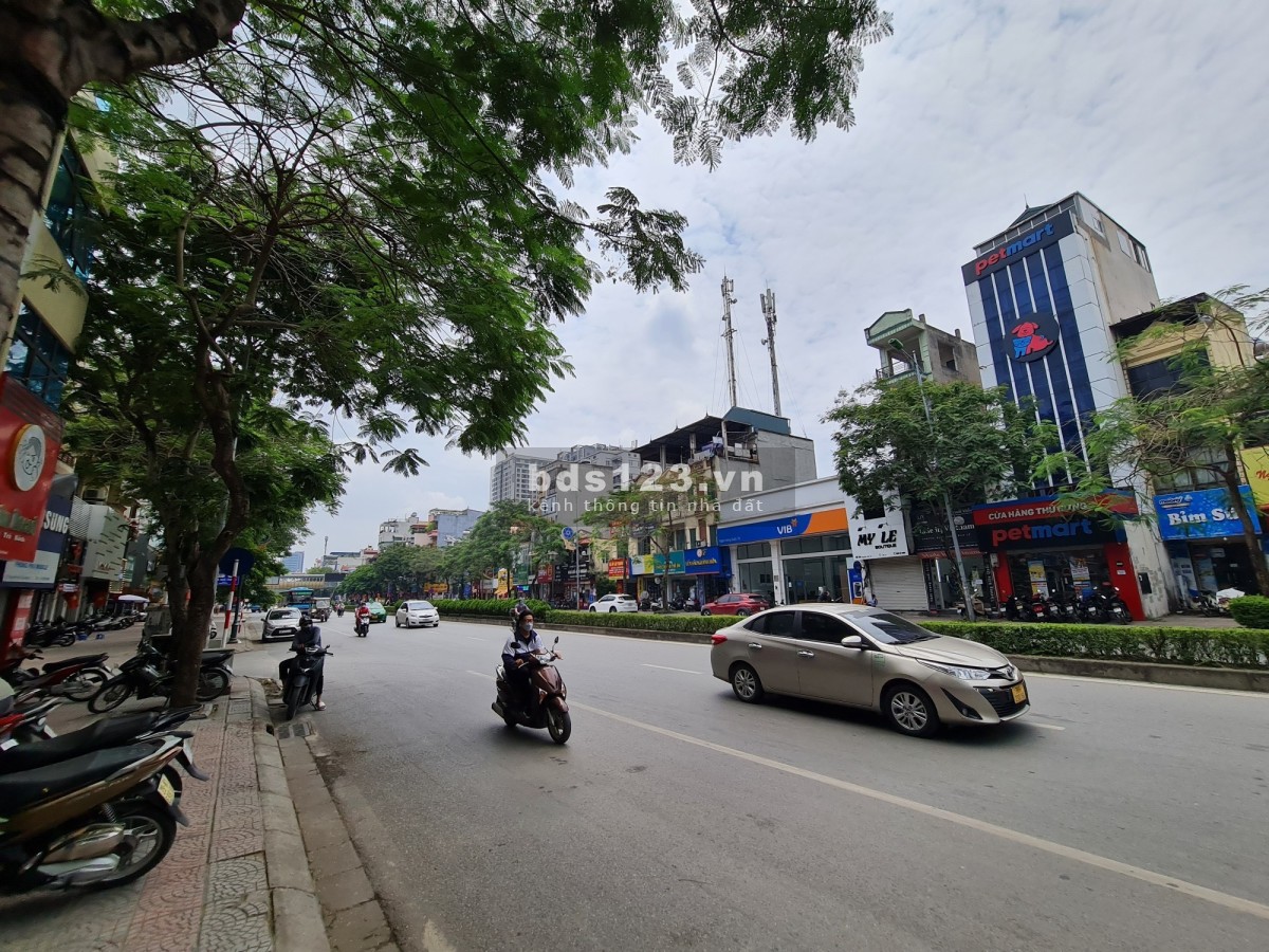 CẦN BÁN GẤP NHÀ XÃ ĐÀN 5 TẦNG, LÔ GÓC 2 MẶT THOÁNG, MẶT TIỀN RỘNG, GIÁ 7.5 TỶ