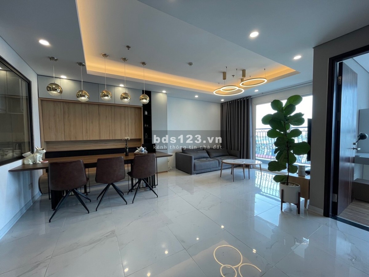 Thuê căn hộ 3PN dủ nội thất giữa lòng Thủ Đô & bể bơi & gym thoáng đã