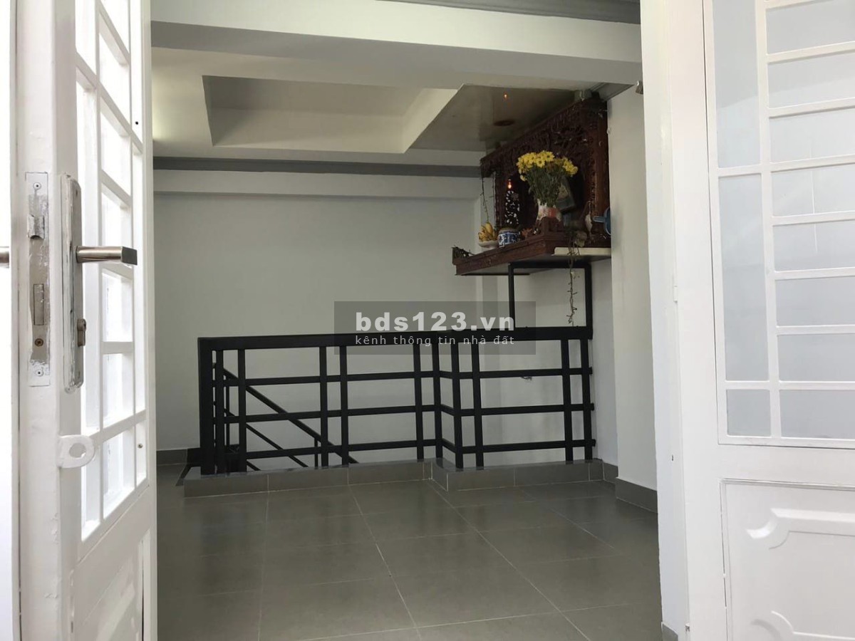Siêu phẩm nhà riêng 4 tầng, hẻm thông, khách cắt lỗ 300 triệu tại đường Bà Hạt, Quận 10, DT 24m²