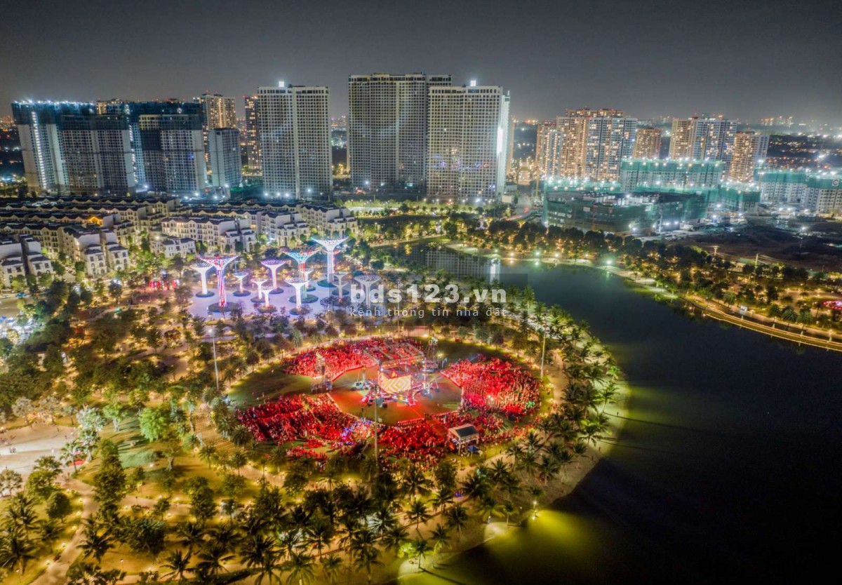 Bán căn hộ 2PN+ 69m2, giá bán 2.450 tỷ (BTP), siêu rẻ tại KĐT Vinhomes Grand Park Quận 9