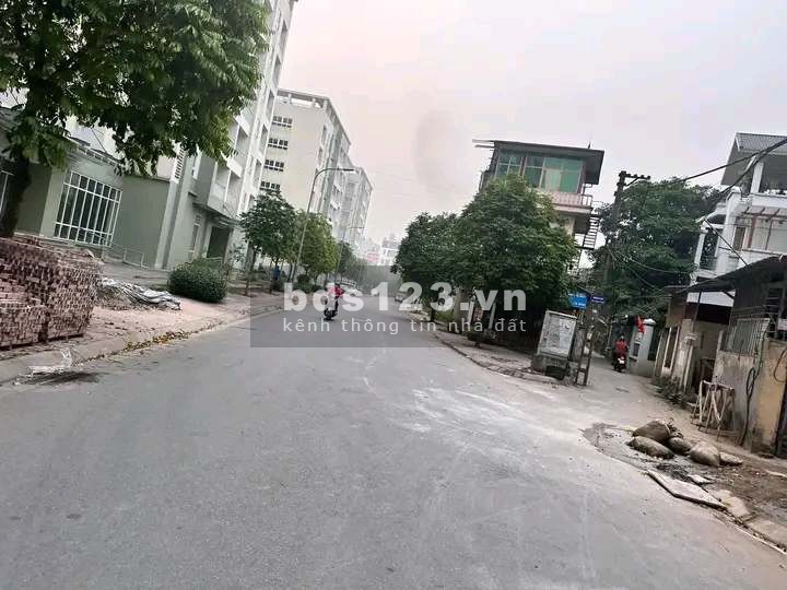 Đất Thượng Thanh 37M², giá 3 tỷ, ô tô vào đất, tiện ích tương lai rạng ngời, 0987883182
