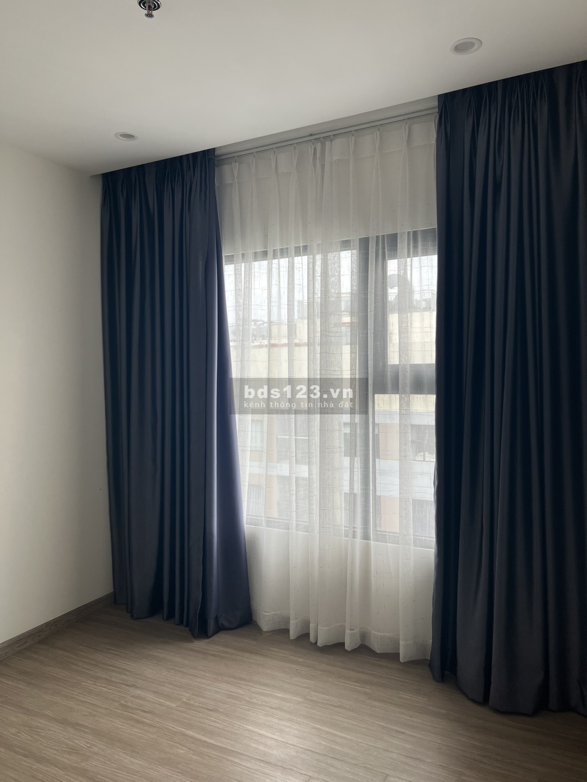 Bán căn hộ 2PN+ 69m2, giá bán 2.450 tỷ (BTP), siêu rẻ tại KĐT Vinhomes Grand Park Quận 9