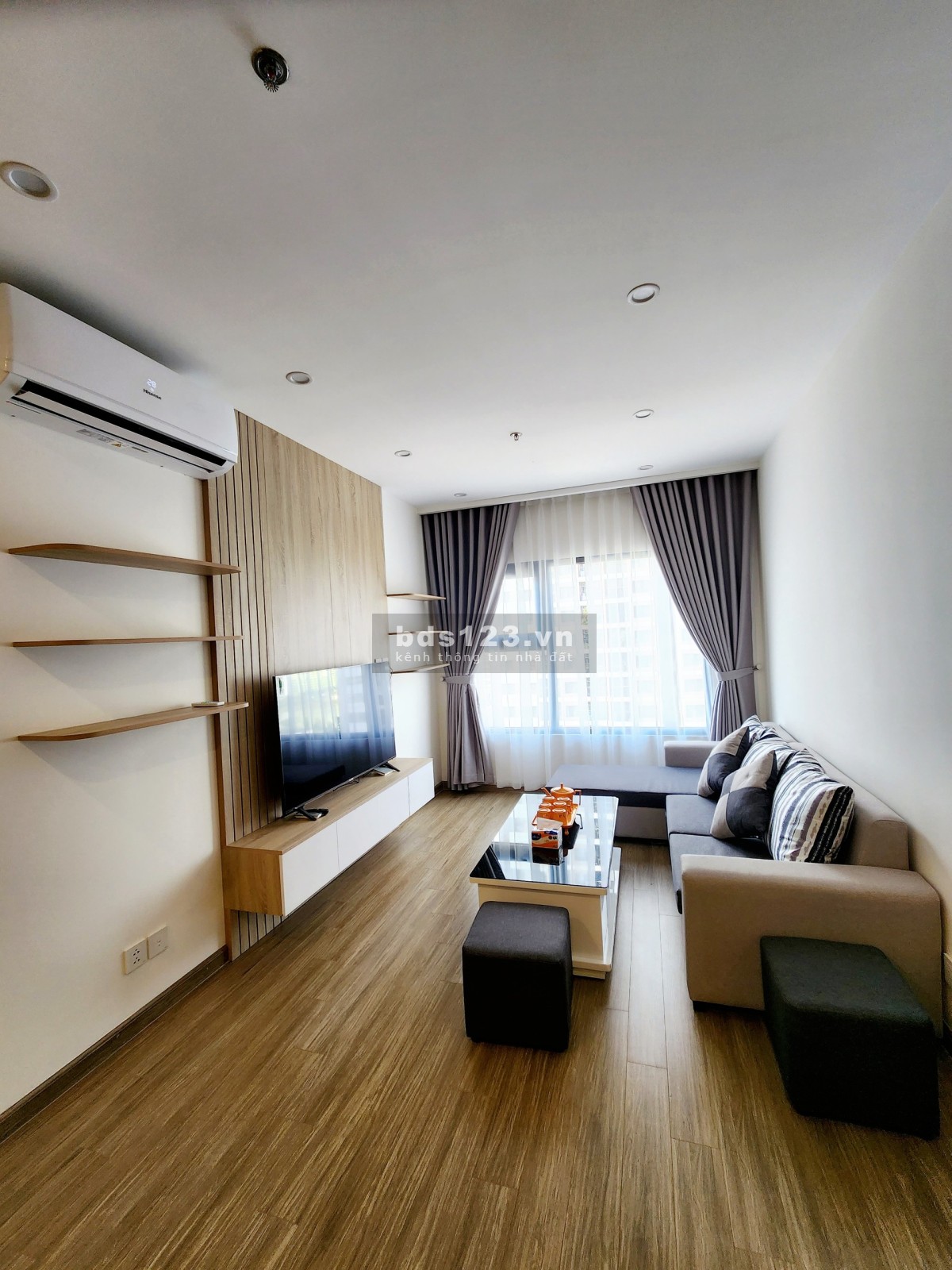 Chuyển nhượng gấp căn hộ 2PN1WC full đồ đẹp 54m², giá 2,4 tỷ tại tòa GS Vinhomes Smart City