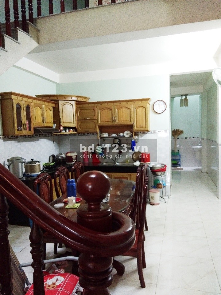 Nhà SHR 1 trệt 2 lầu F43, khu dân cư số 2, khu phố 2, Long Bình. Cách xa lộ, Amata 50m