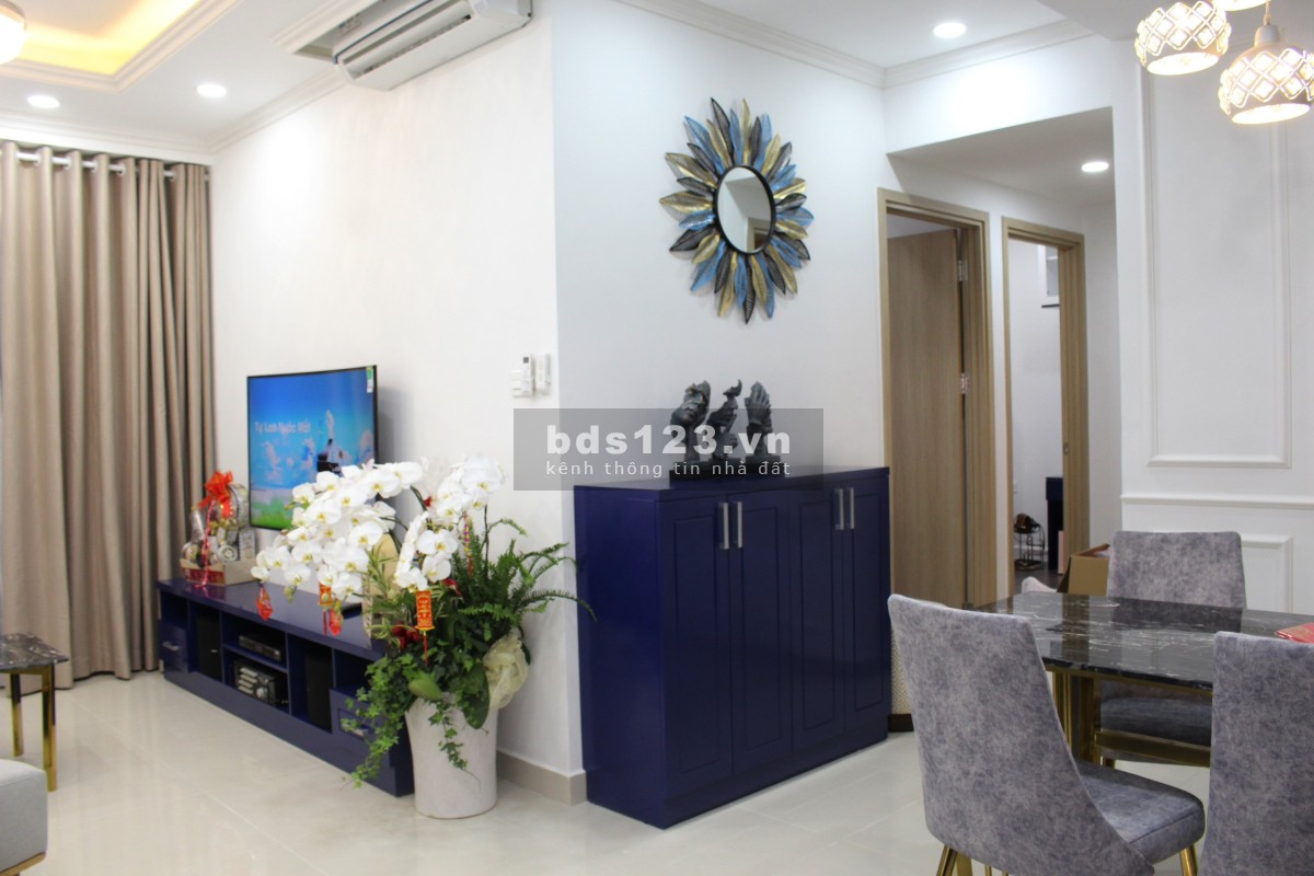 Cần bán nhanh căn hộ 2PN full nội thất đẹp The Sun Avenue, Q2
