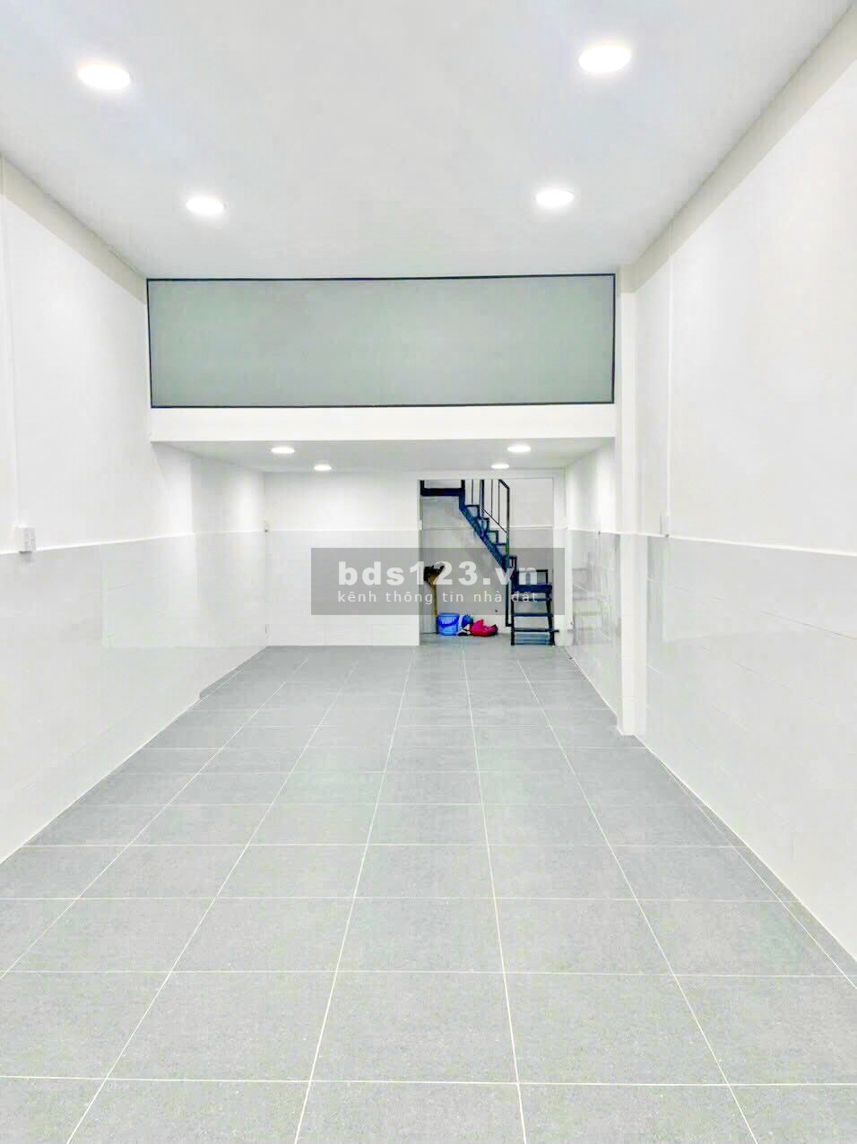 Cho thuê nhà mặt tiền 14 Lê Văn Lương Quận 7
