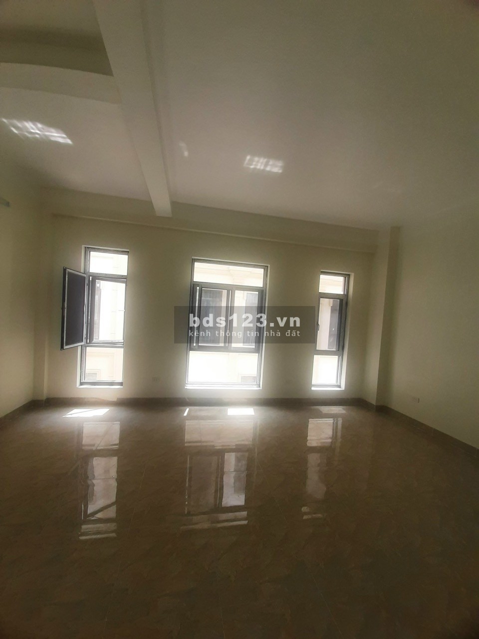 Cho thuê văn phòng tại khu đất dịch vụ HimLam Vạn Phúc Hà Đông (0865100903)