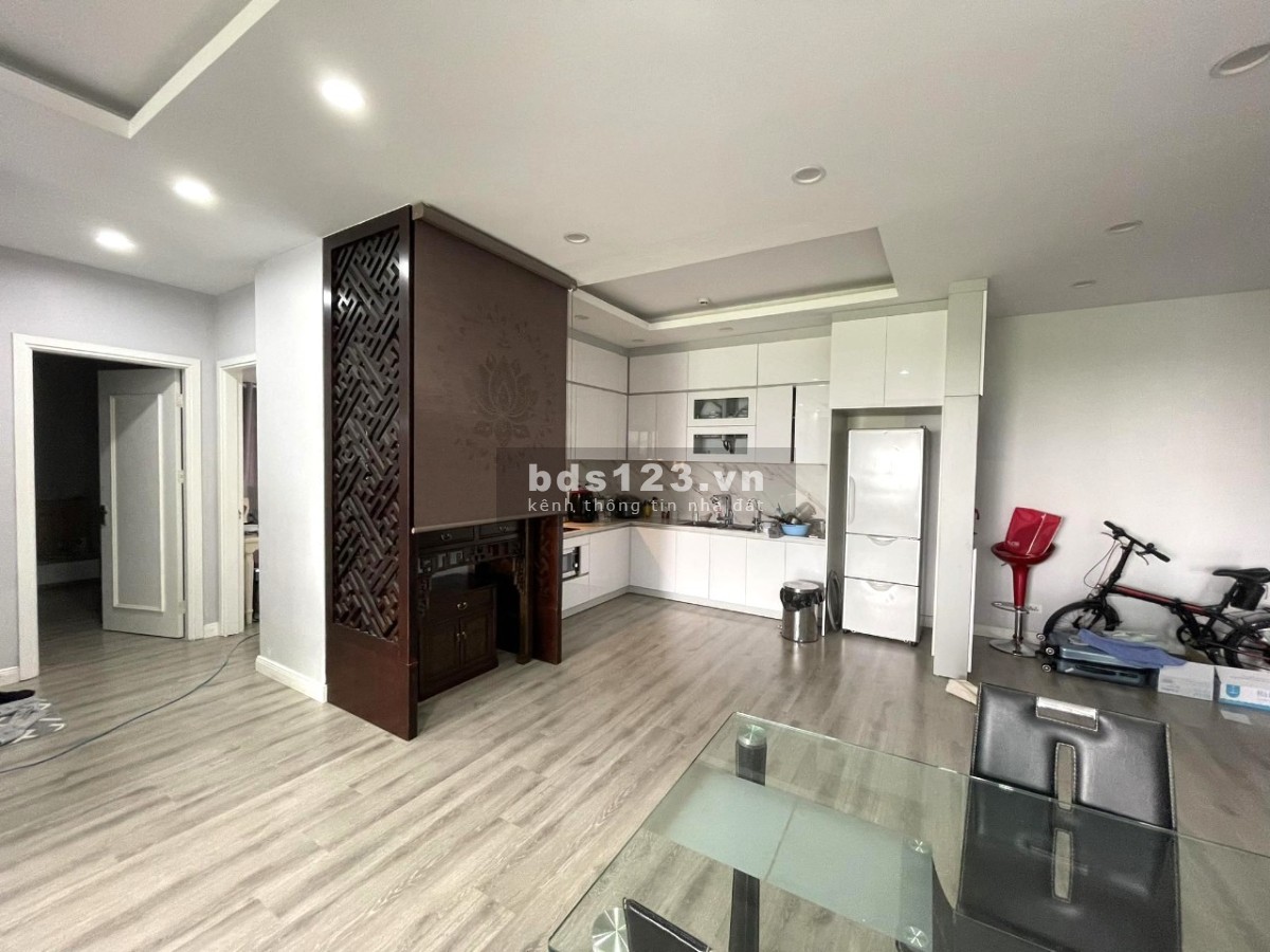 Bán căn hộ 3PN Viwaseen 48 Tố Hữu DT 130m² nhà đẹp, sạch sẽ ở giữ gìn. SĐCC. 36 triệu/m²