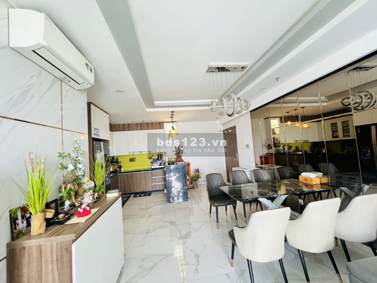Cho thuê OPB tầng đẹp căn hộ 3 phòng ngủ, 109m2
