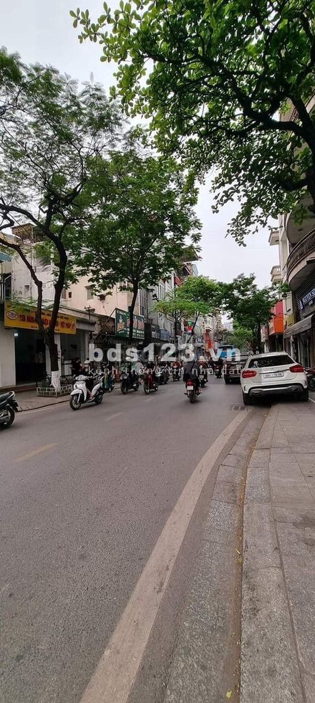 Cho thuê nhà bán hàng online hoặc mở lớp học