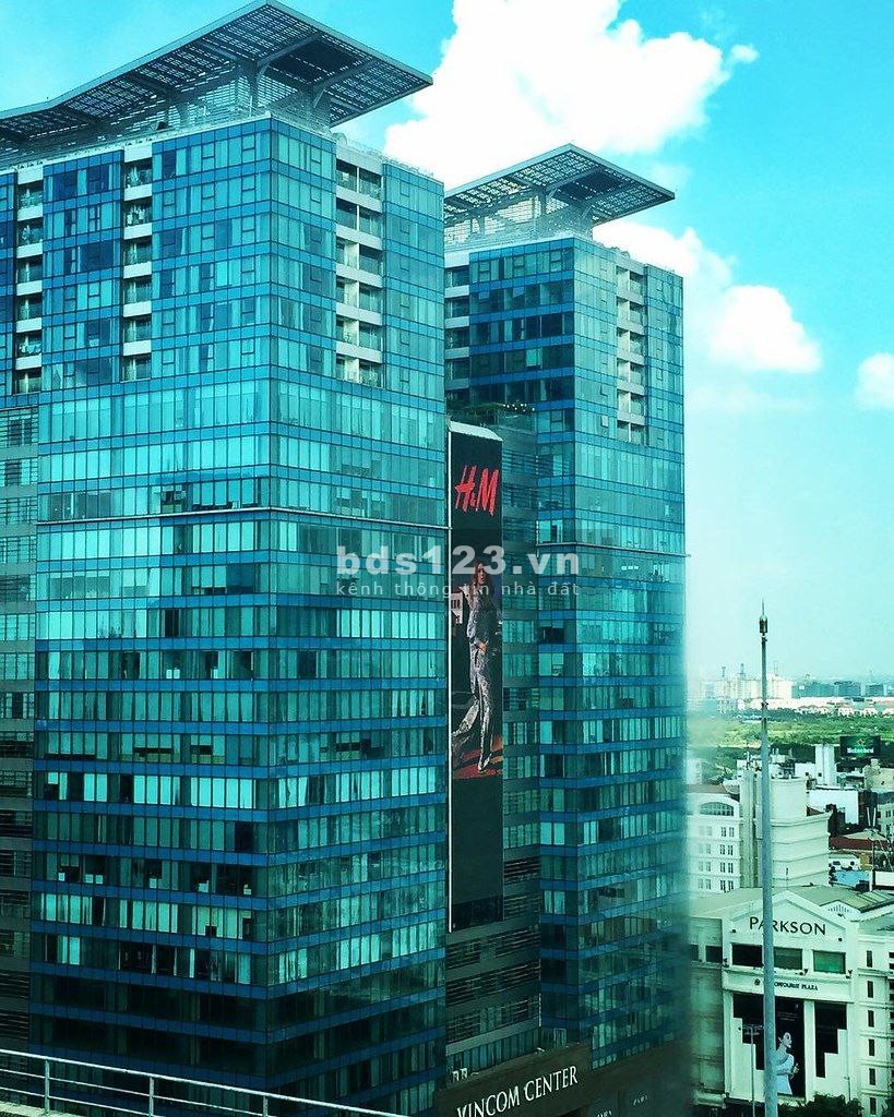 Cho thuê Penthouse cao cấp 3PN 297m2 tại Vincom Đồng Khởi view đẹp giá 110tr/tháng.