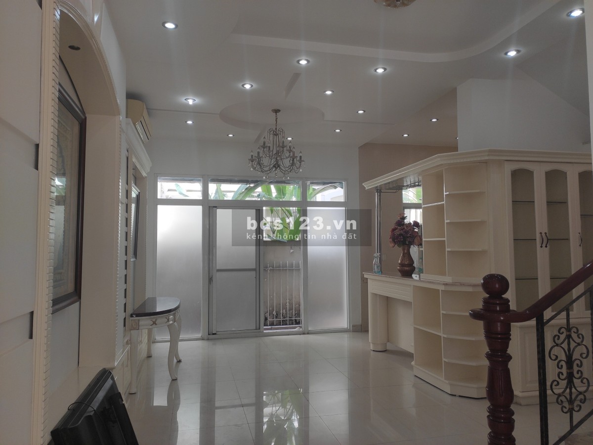 Cho thuê nhà đẹp Quận 7 Phú Mỹ Hưng 7m*19m giá 36tr/tháng (Xem hình)