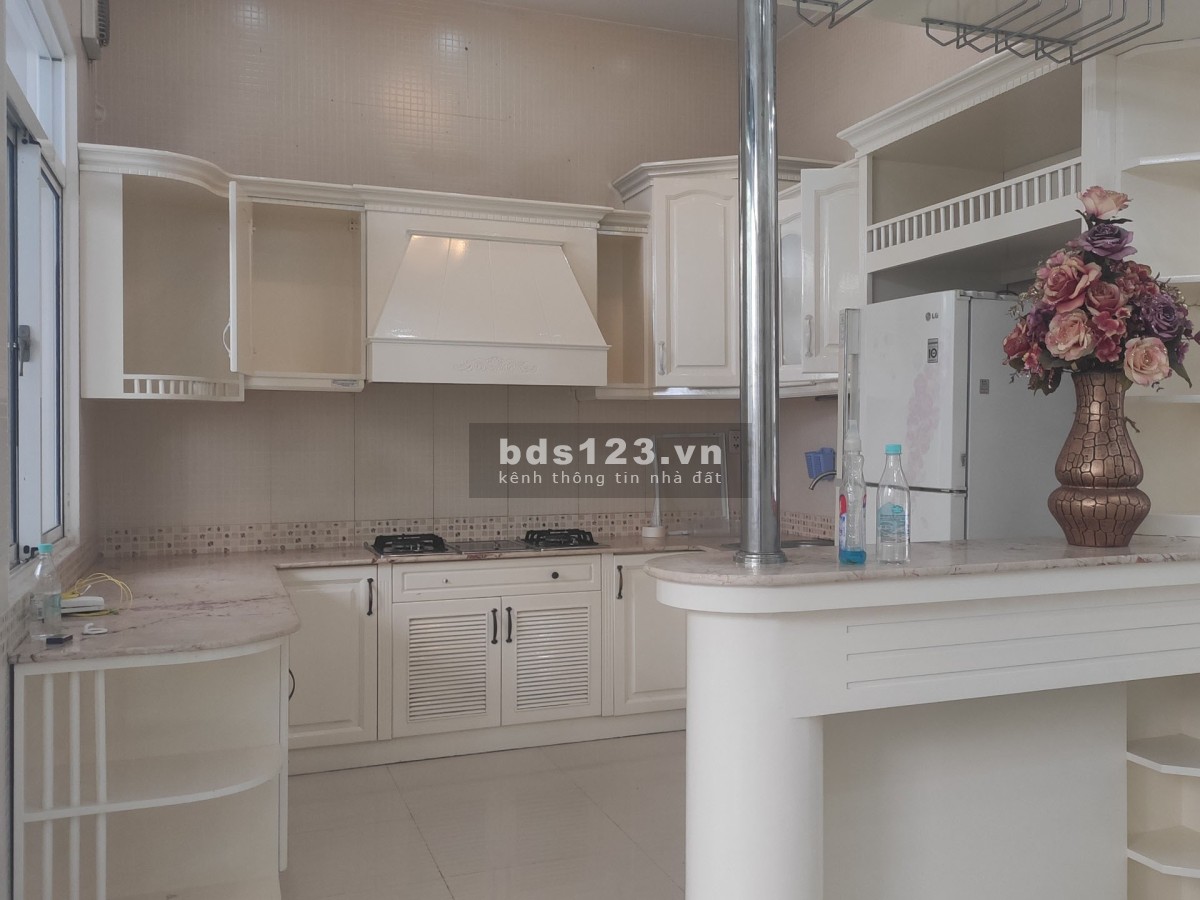Cho thuê nhà đẹp Quận 7 Phú Mỹ Hưng 7m*19m giá 36tr/tháng (Xem hình)