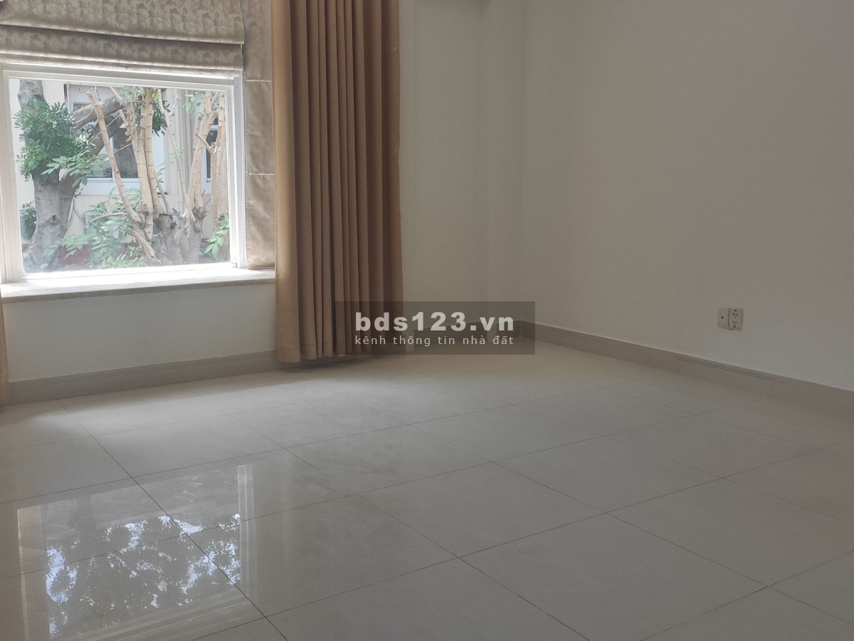 Cho thuê nhà đẹp Quận 7 Phú Mỹ Hưng 7m*19m giá 36tr/tháng (Xem hình)
