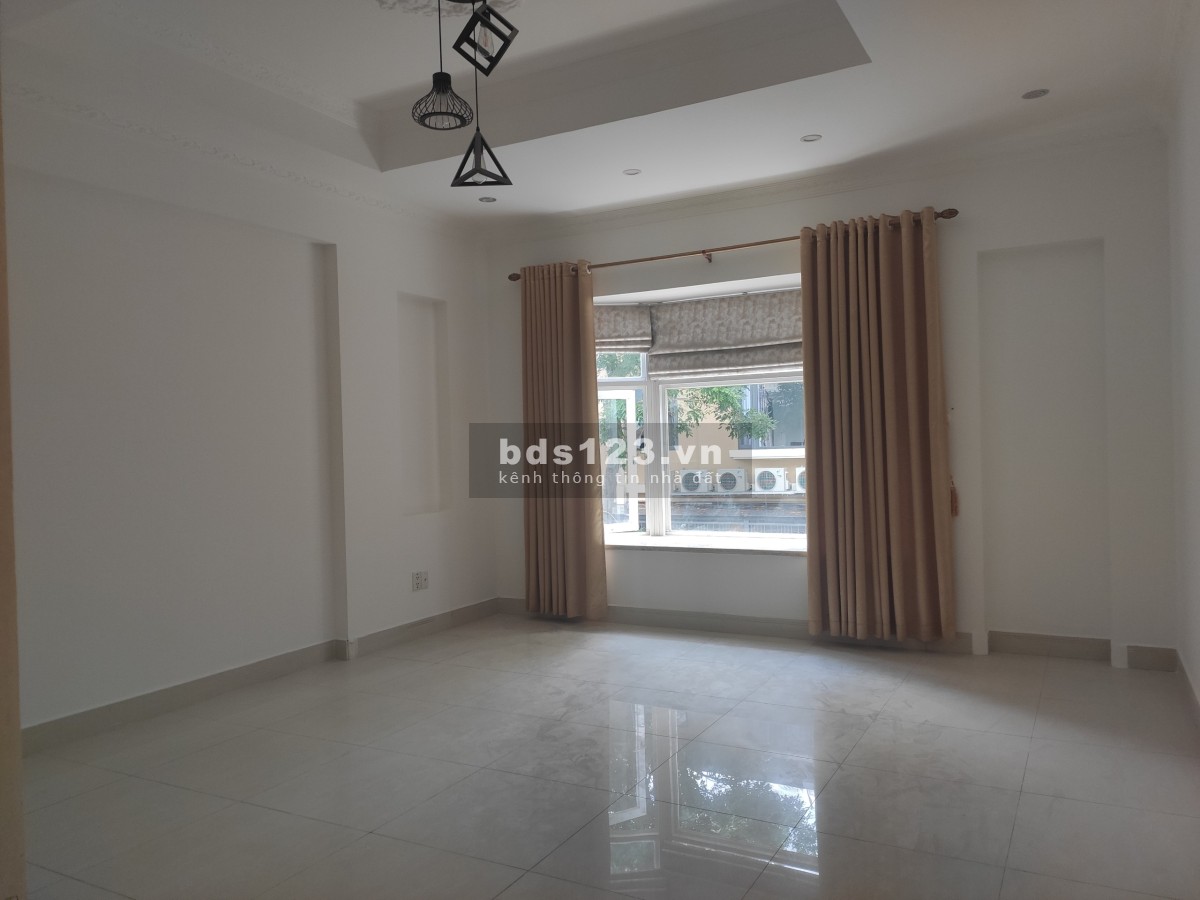 Cho thuê nhà đẹp Quận 7 Phú Mỹ Hưng 7m*19m giá 36tr/tháng (Xem hình)
