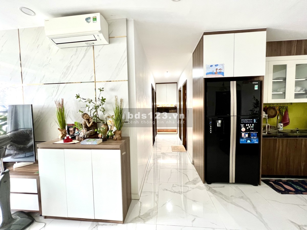 Cho thuê OPB tầng đẹp căn hộ 3 phòng ngủ, 109m2