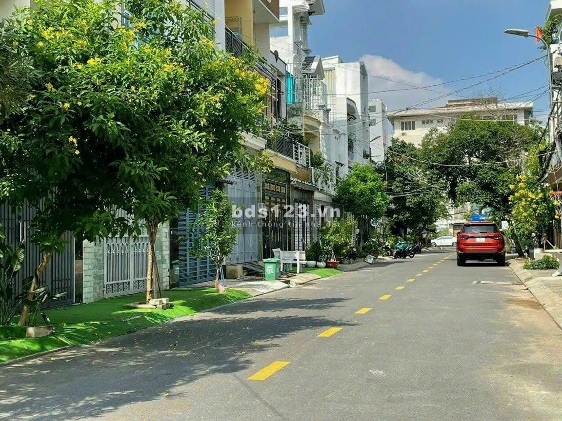 Gấp bán nhà 3 lầu Cây Trâm 4x16m HXH thông giá 5.7 tỷ SHR.