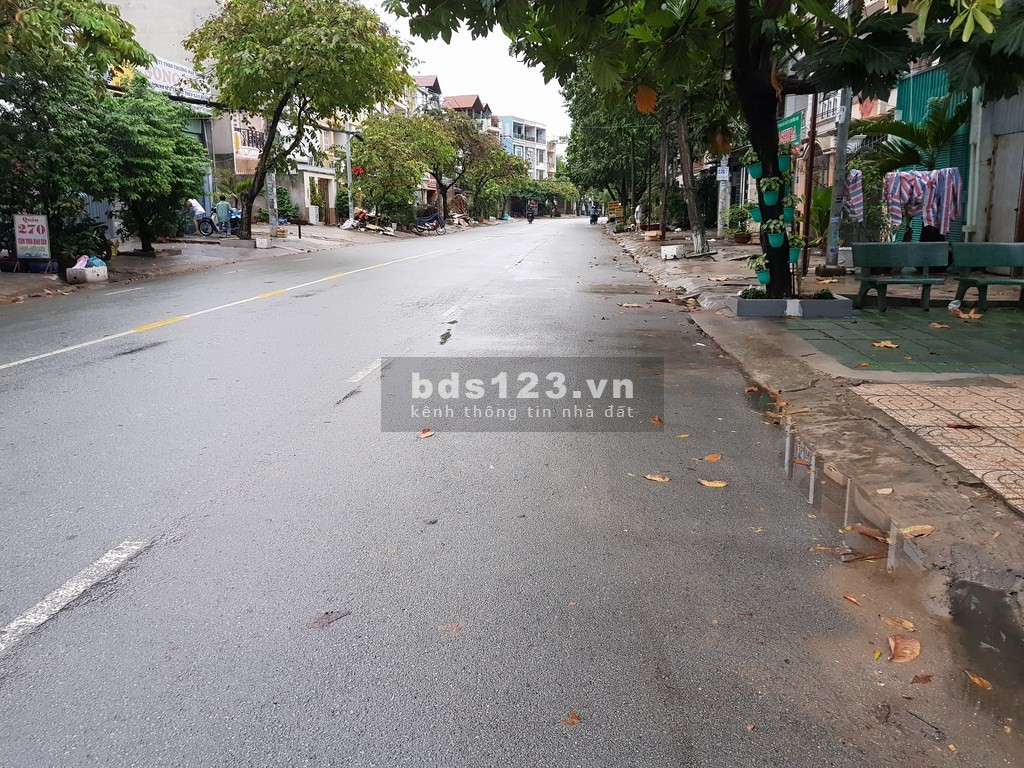 Mặt bằng mặt tiền đường Bình Lợi