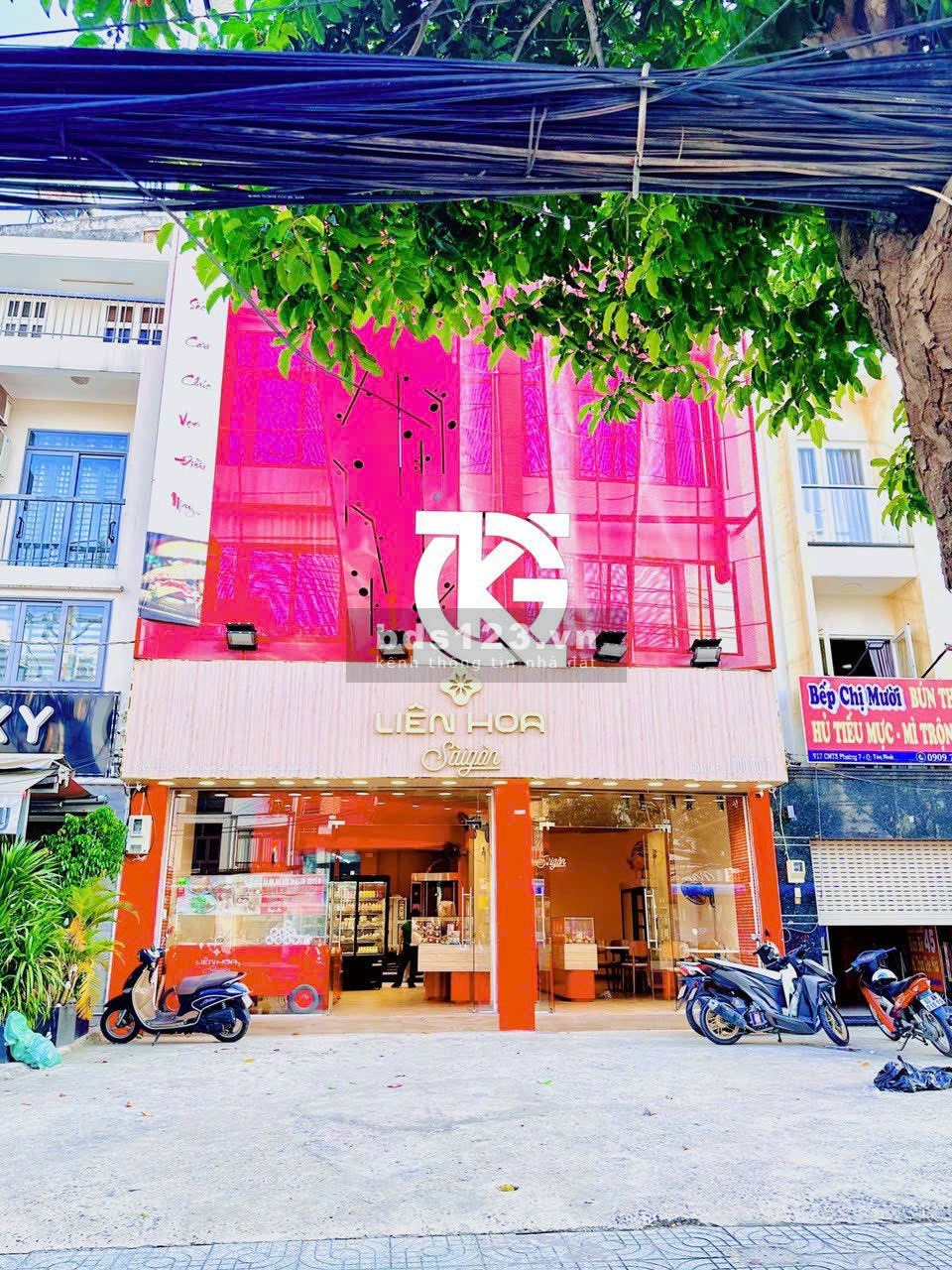 Tòa nhà góc 2 mặt tiền CMT8, quận Tân BÌnh - Diện tích 250m2 - Giá 1xxx