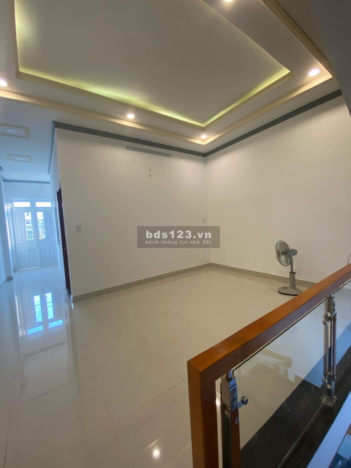 Bán nhà riêng có SHR ngay Uỷ Ban Phường Trảng Dài, Biên Hoà, 1 trệt 1 lầu, giá 1,6 tỷ