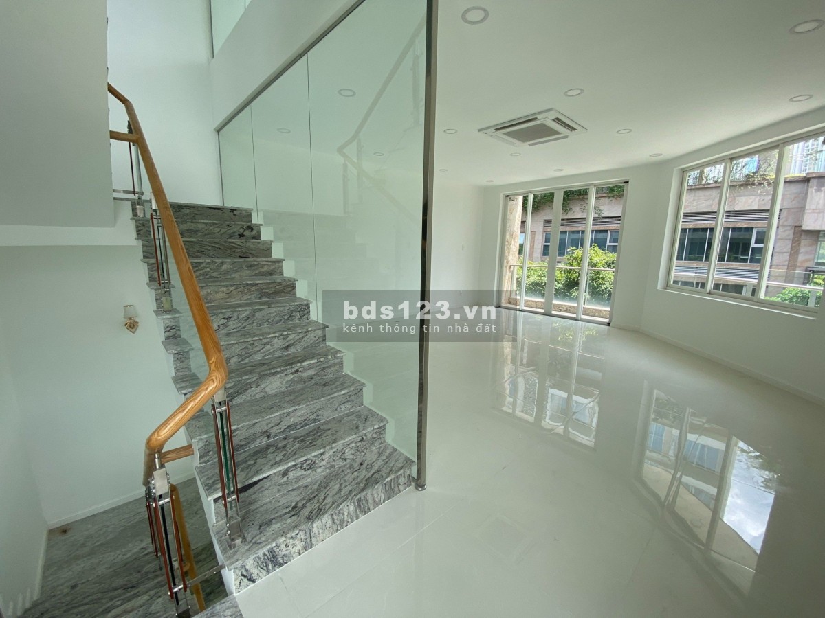 Cho thuê nguyên căn shophouse Sala 83 triệu