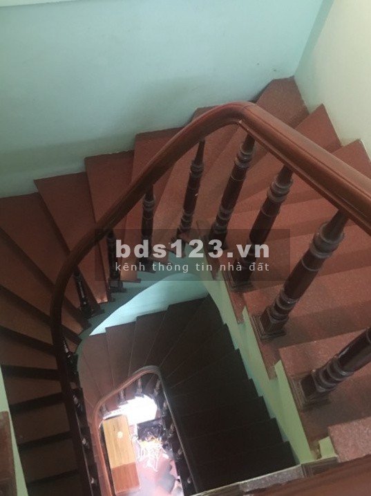 Cho thuê văn phòng 18m2 2.5 triệu tầng 3 phố đỗ quang Trung Hòa cầu giấy
