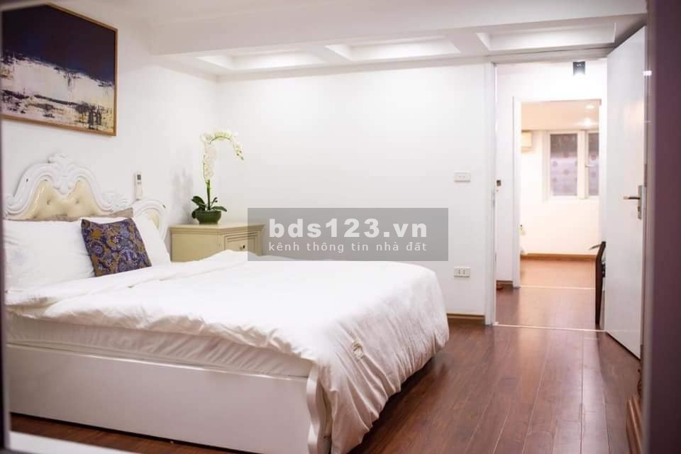 Cần bán nhà gấp Minh Khai, Hai Bà Trưng, 63m2, ô tô cách nhà 15m, giá 3 tỷ 8.