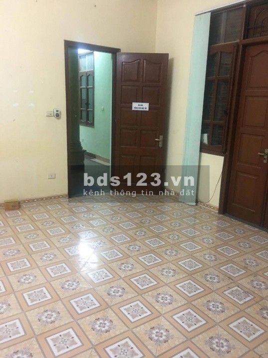 Cho thuê văn phòng 18m2 2.5 triệu tầng 3 phố đỗ quang Trung Hòa cầu giấy