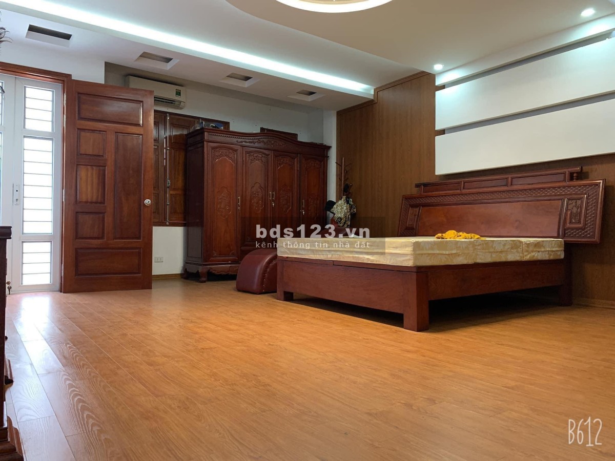Nhà Xuân Đỉnh, Bắc Từ Liêm, 72m2, 6 tầng, MT 5.5m, gara 2 oto, nội thất cao cấp ở ngay chỉ 11.9 tỷ
