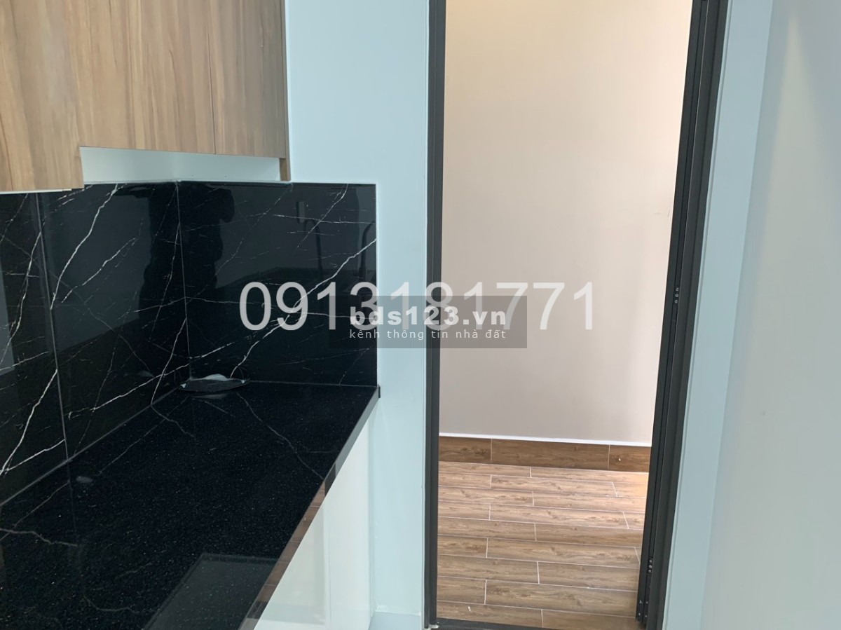 Chính chủ cần bán căn 2PN, 65m2 giá 1,470 tỷ (100%) view thoáng tầng trung