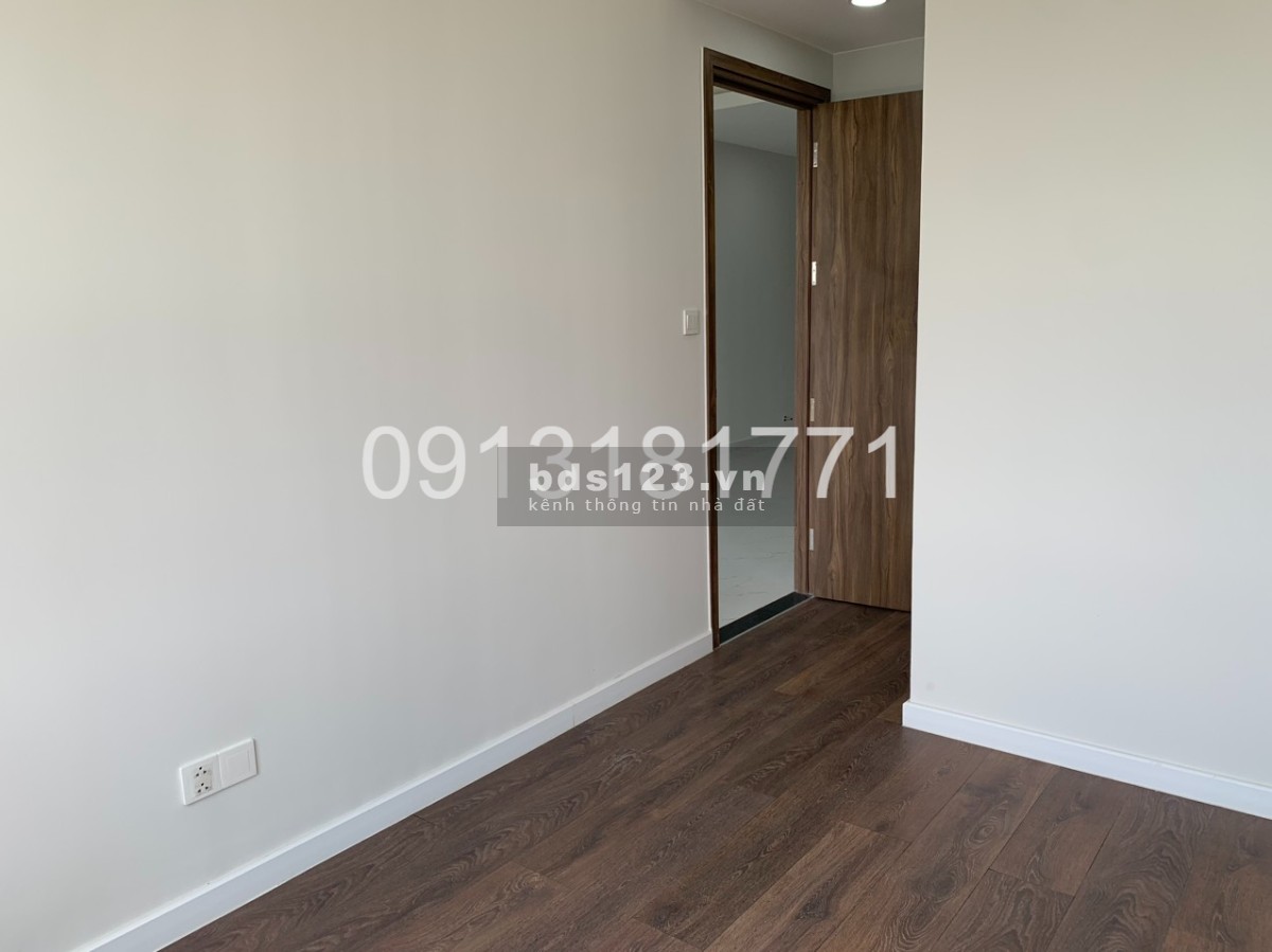 Chính chủ cần bán căn 2PN, 65m2 giá 1,470 tỷ (100%) view thoáng tầng trung
