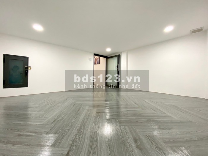 Bán nhà mới phường 15 - Tân Bình -hẻm xe hơi 1 xẹt 44m2- nhỉnh 3 tỷ